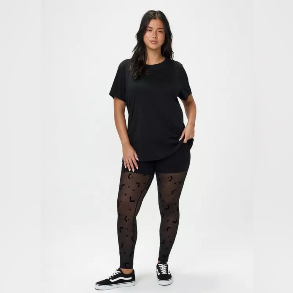 Torrid NWOT Sky Bats Flocked Leggings Size 1